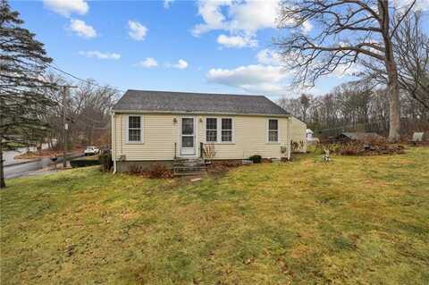 19 Leigh Road, Cumberland, RI 02864