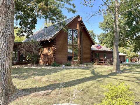 6921 Lake Ridge Pkwy, Ozawkie, KS 66070