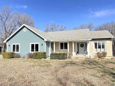 7030 Fibs Dr, Meriden, KS 66512