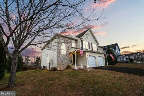 775 HUNTER DRIVE, PENNSBURG, PA 18073