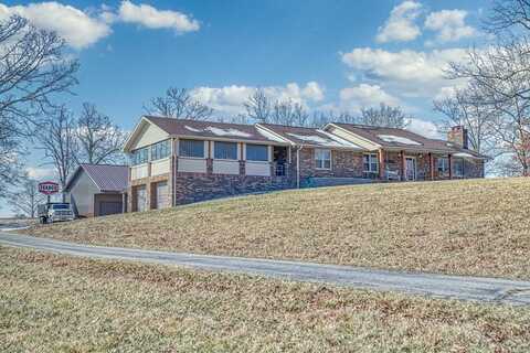 4083 Hanging Limb Hwy, MONTEREY, TN 38574