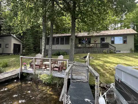 70 Beatons Lake, Watersmeet, MI 49969