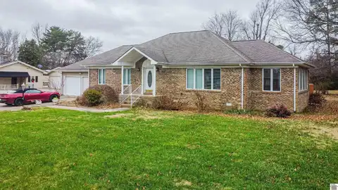 109 Milton Drive, Paducah, KY 42003