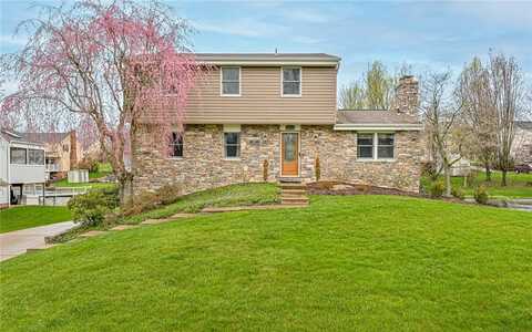 3406 Woodlake Ct, Derry, PA 15101