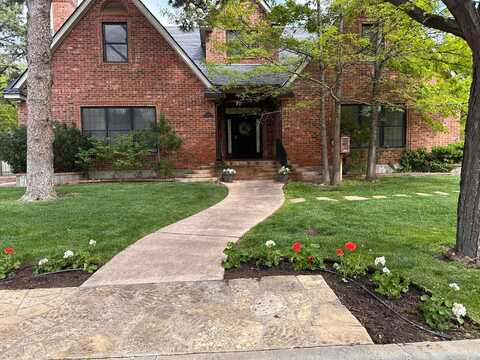 2223 S ONG Street, Amarillo, TX 79109