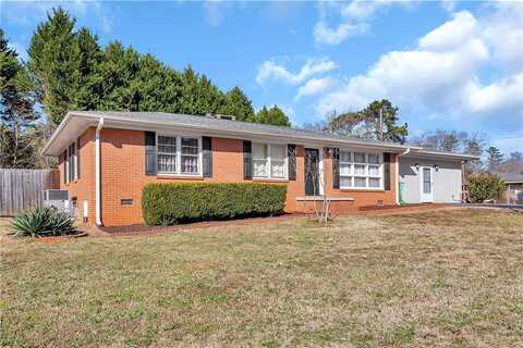 303 Catawba Circle, Seneca, SC 29672