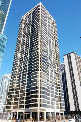 360 E. RANDOLPH Street, Chicago, IL 60601