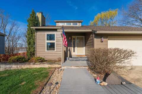 8840 S Morning Glory Court, Bloomington, IN 47401