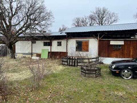 105 Center St, Hayfork, CA 96041