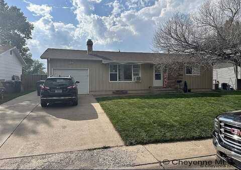 916 TAFT AVE, Cheyenne, WY 82001