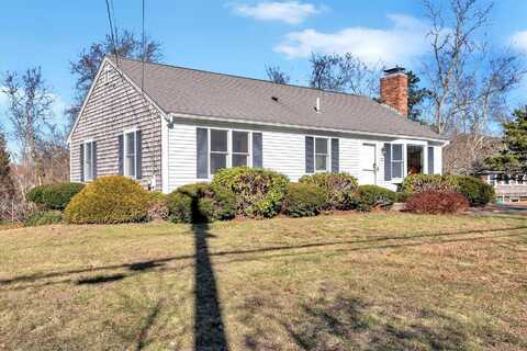 10 W Great Western Road, South Yarmouth, MA 02664