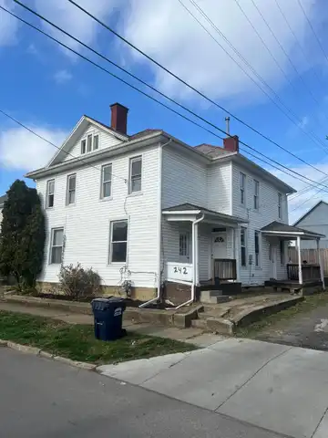 244 Hoover Street, Newark, OH 43055