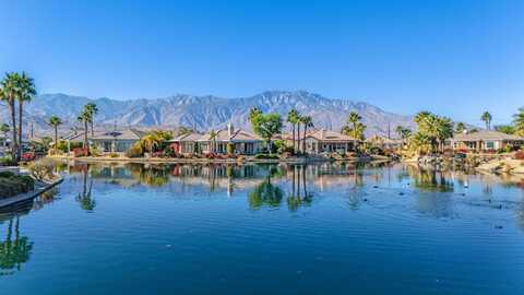 2 Pyramid Lake Court, Rancho Mirage, CA 92270