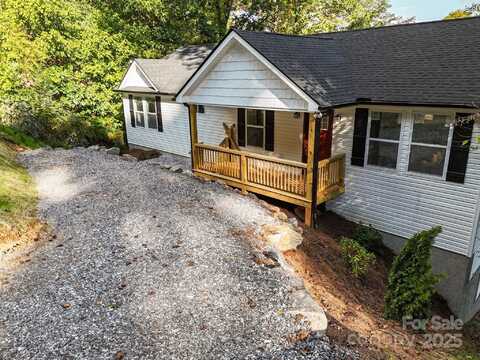 218 Westwood Avenue, Swannanoa, NC 28778