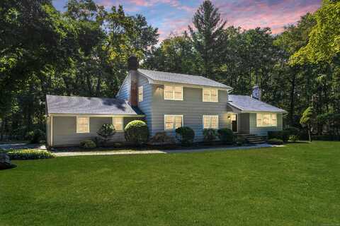 17 Fresh Meadow Road, Weston, CT 06883