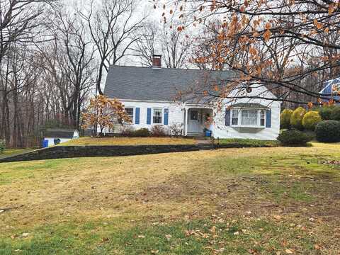 38 Adelaide Road, Manchester, CT 06040