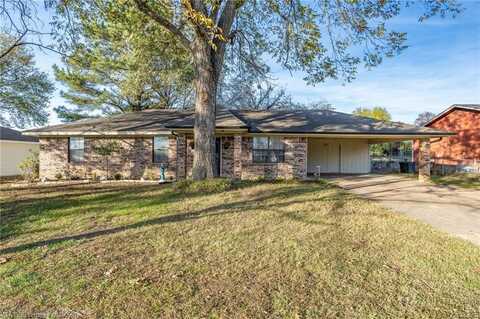 123 Shady LN, Roland, OK 74954