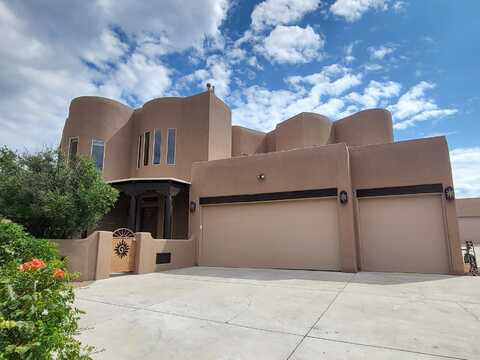 7215 DESERT SUN Road NE, Albuquerque, NM 87113