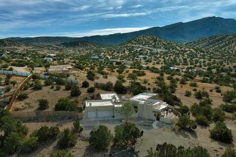 207 CAMINO DE LAS HUERTAS, Placitas, NM 87043