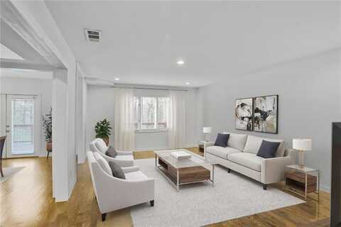3036 Vinings Ferry Drive SE, Atlanta, GA 30339