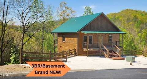3272 Smoky Ridge Way, Sevierville, TN 37862