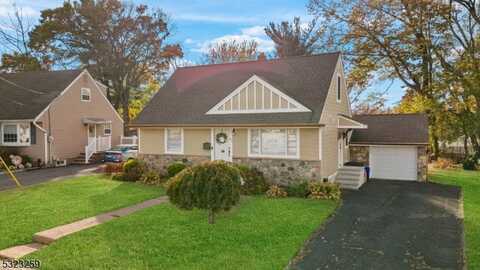 43 Carlton Ter, Bloomfield, NJ 07003