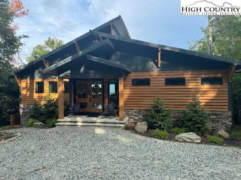 611 Little Sugar Lane, Sugar Mountain, NC 28604