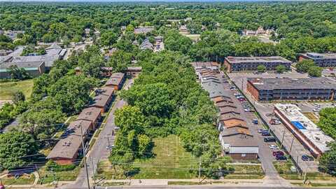 8140 Troost Avenue, Kansas City, MO 64131