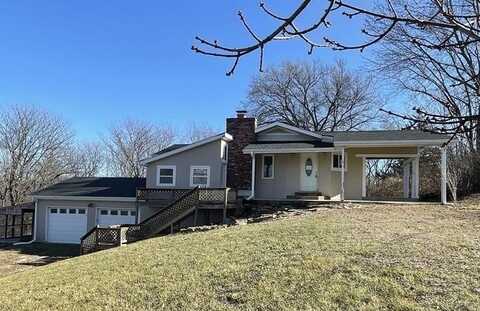 7091 Walnut Drive, Meriden, KS 66512