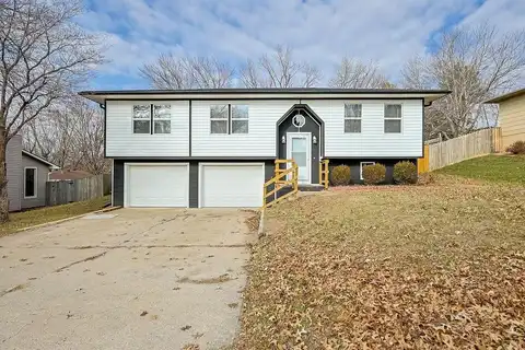 3217 Grandview Drive, Saint Joseph, MO 64503