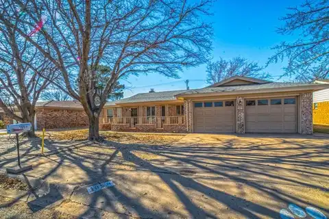 105 N Terry Drive, Slaton, TX 79364