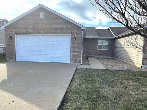 13 Chester Rd, Hannibal, MO 63401