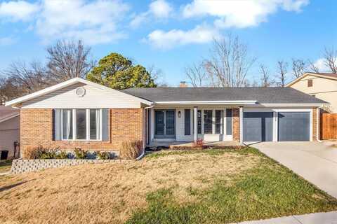 5007 Suson Hills Drive, Saint Louis, MO 63128