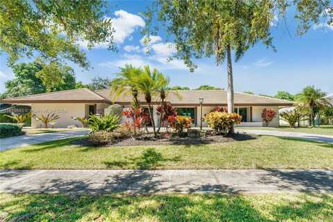 15830 SW 82nd Ave, Palmetto Bay, FL 33157