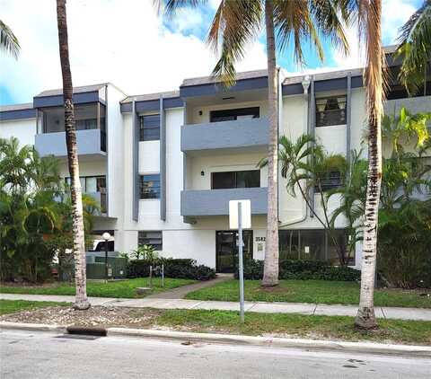 3582 NE 171st St, North Miami Beach, FL 33160