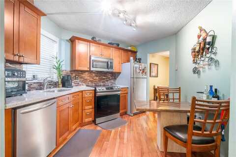 6755 W Broward Blvd, Plantation, FL 33317
