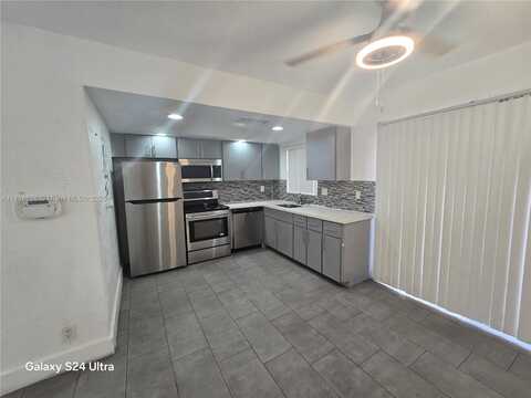 2612 NW 52nd Ave, Lauderhill, FL 33313