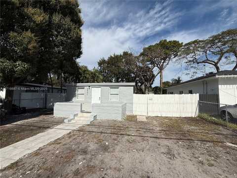 2051 NW 152nd Ter, Miami Gardens, FL 33054