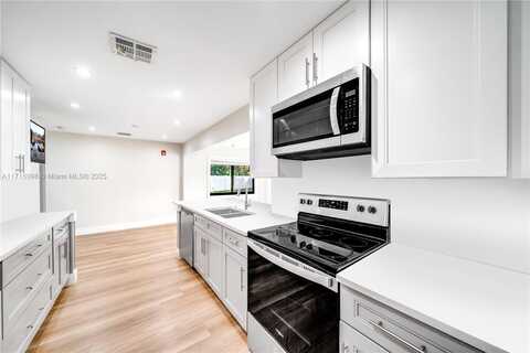 3170 NW 14th Ct, Lauderhill, FL 33311