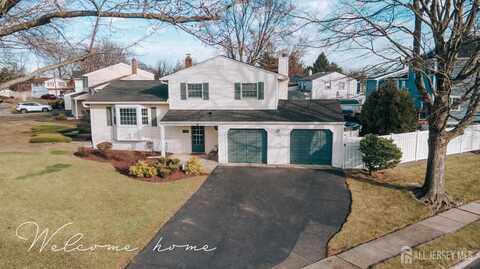 33 Moryan Road, Edison, NJ 08817