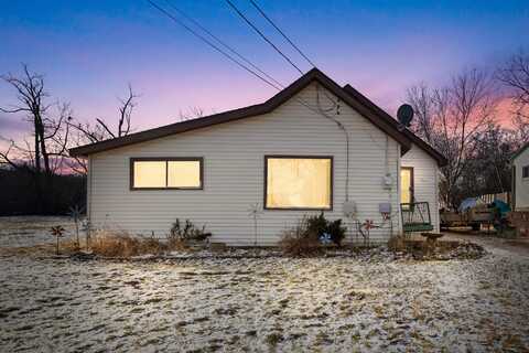 4905 Lakeview Ave, Hubertus, WI 53033