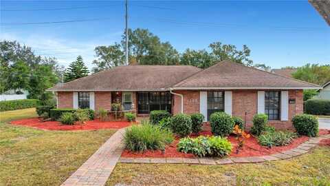 1208 HILLTOP DRIVE, MOUNT DORA, FL 32757