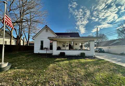 365 N Ohio Street, Martinsville, IN 46151