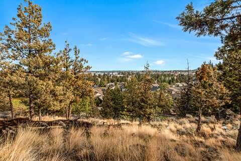 3335 NW Fairway Heights Drive, Bend, OR 97703