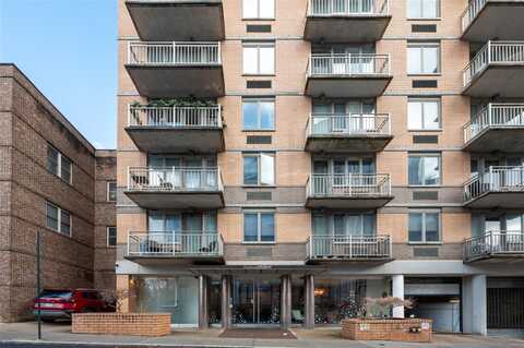 116-11 Curzon Road, Richmond Hill, NY 11418