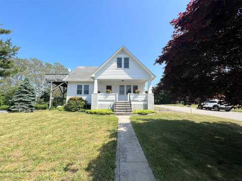 9 Lafayette Street, Verplanck, NY 10596