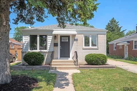 5533 N Odell Avenue, Chicago, IL 60656