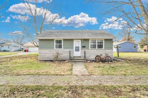 417 S Piatt Street, Bement, IL 61813