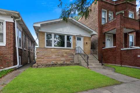 4850 W Crystal Street, Chicago, IL 60651