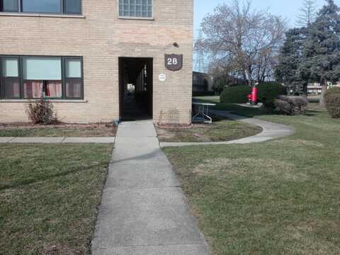 28 King Arthur Court, Northlake, IL 60164